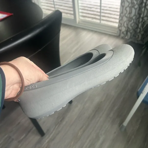 Crocs Mammoth Lined Flats with a faux fur footbed size 6 - Picture 5 of 5